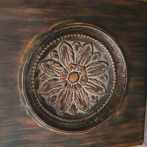 Rustic Farmhouse Style Floral Wall Art In Square Frame